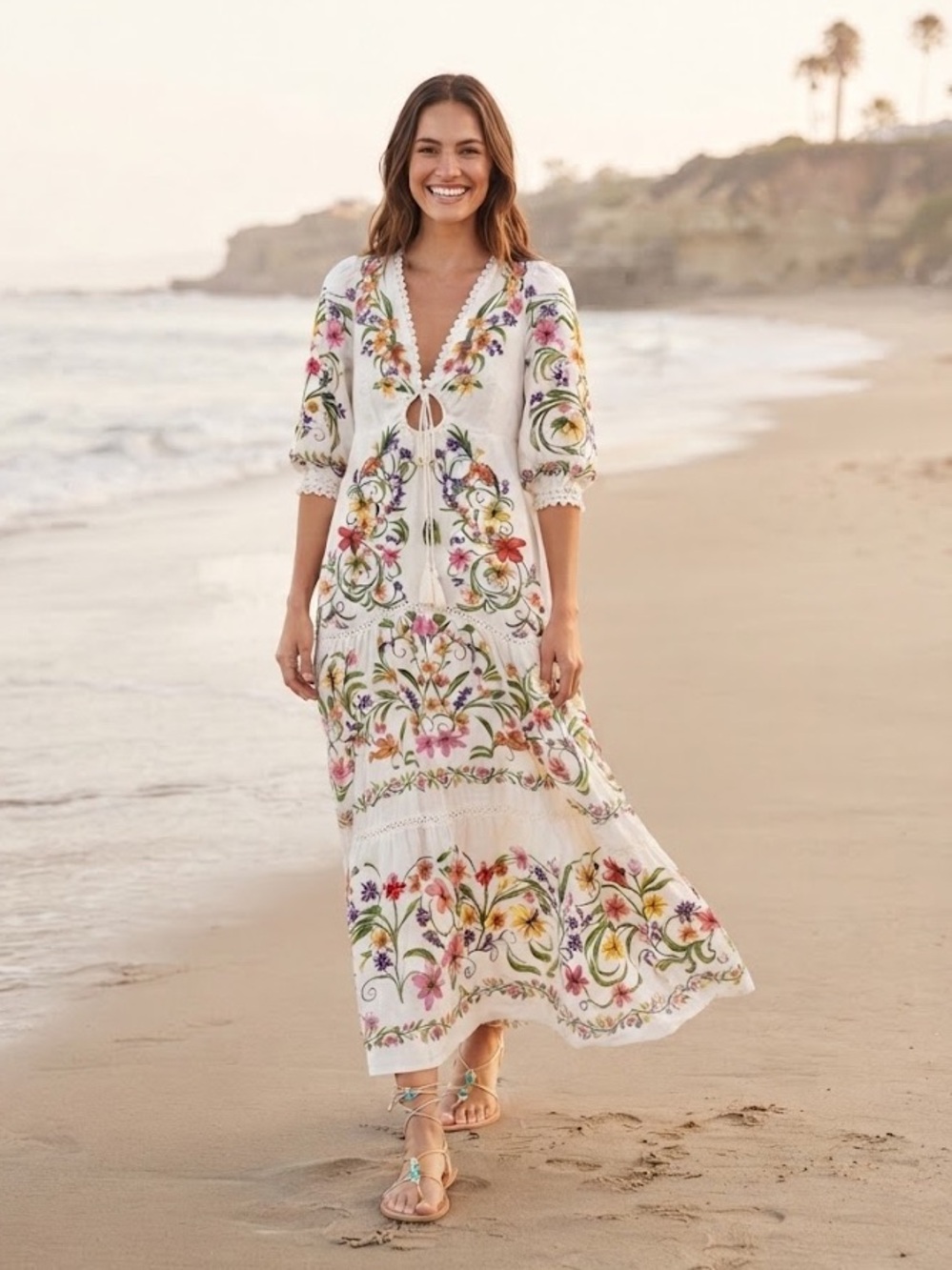 FARM Rio White Floral Printed Linen Blend Cutout Maxi Dress Size Medium NWT - Picture 5 of 11